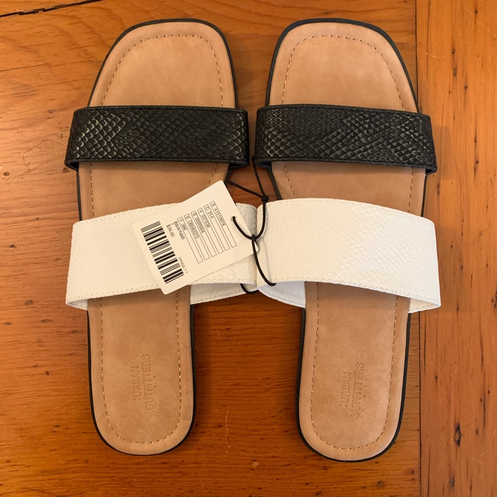 Urban Outfitters Sandals 7 NWT